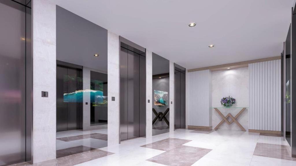 Orbit City Batumi Hotel Екстериор снимка